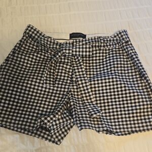 💥Banana Republic Black and White Gingham Shorts